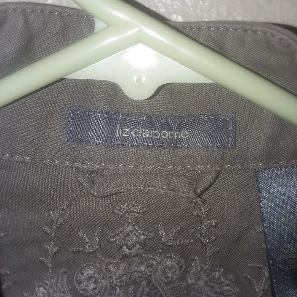 Jacket - Picture 2 of 4